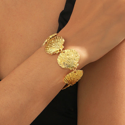 Elegant Gold Bracelet for Every Occasion