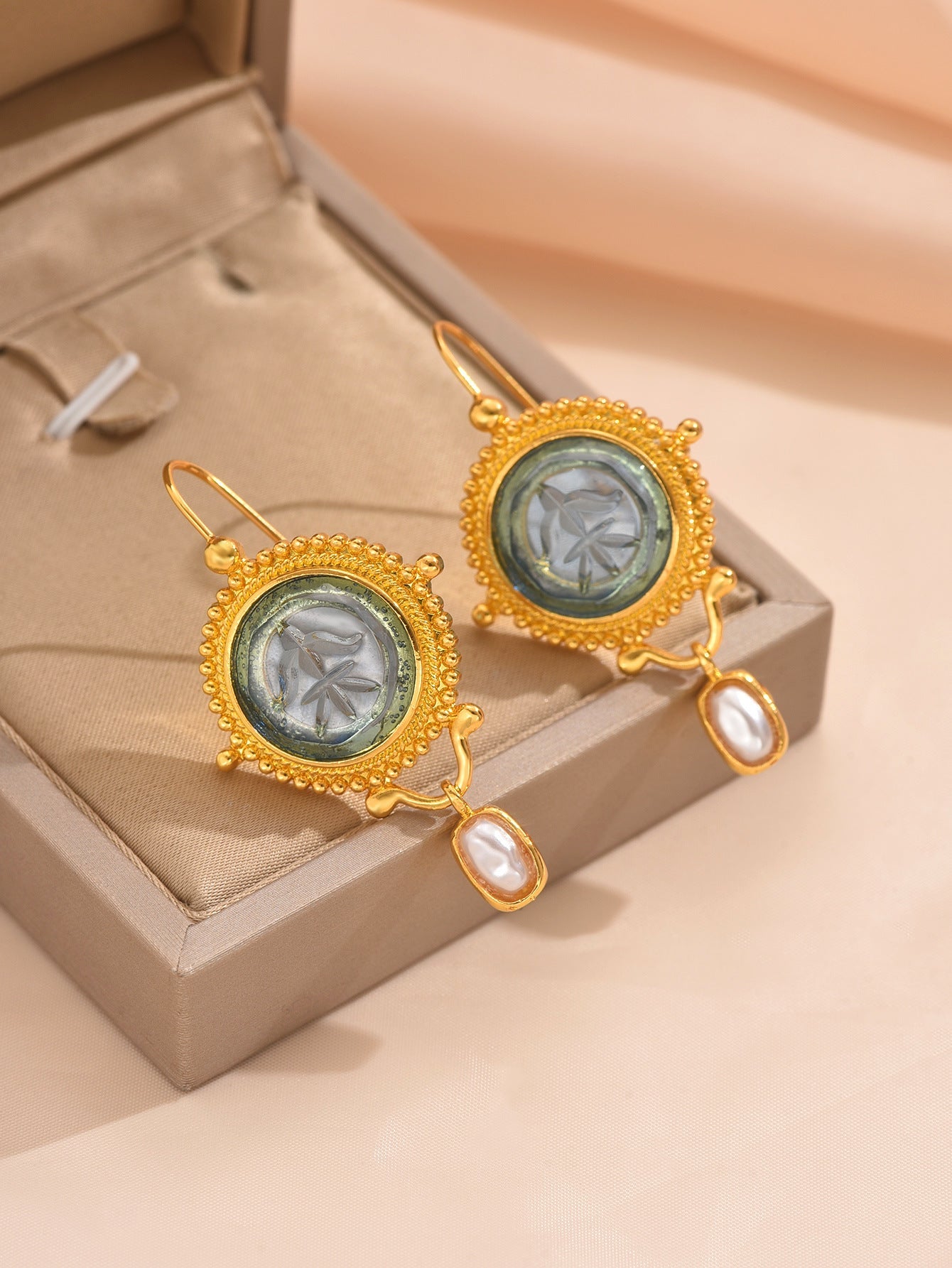 Stunning Earring for Daily Wear