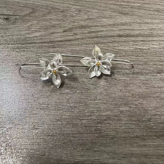 Vintage Handmade Silver Earring