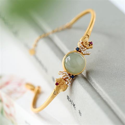 Charming Pearl Bracelet for Any Occasion