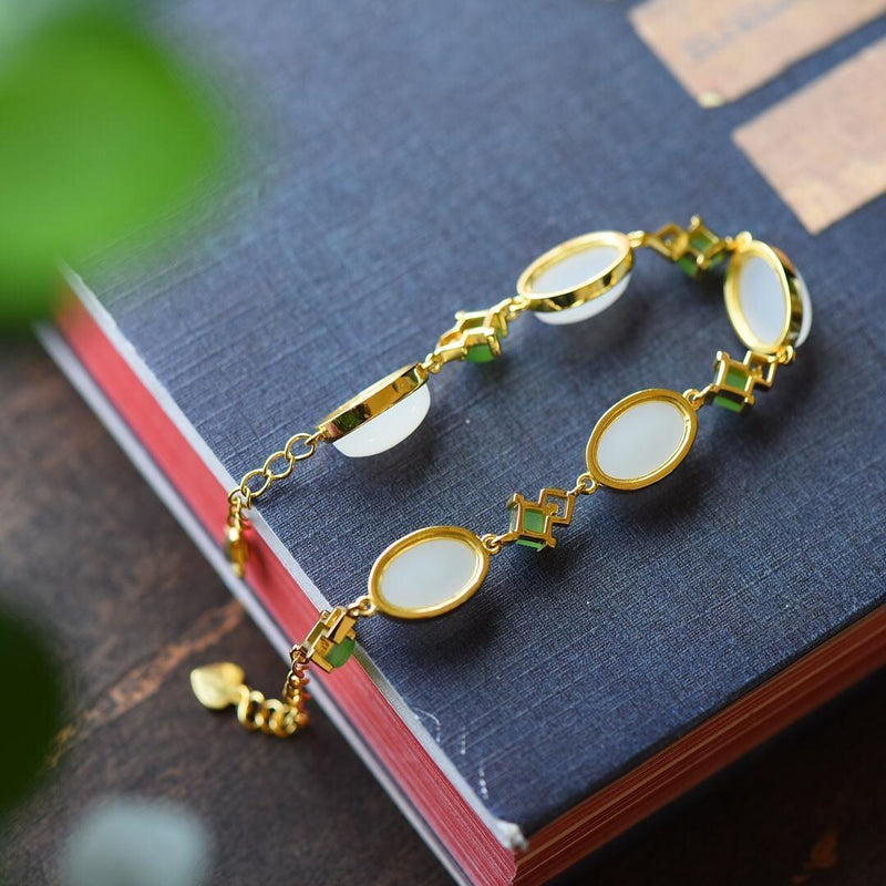 Beautiful Gold Bracelet with Unique Style