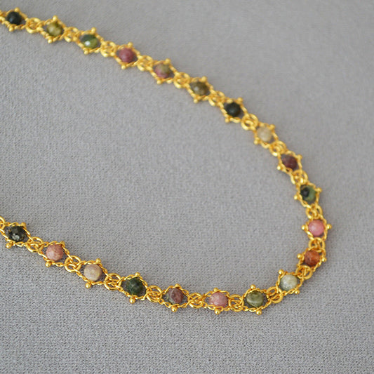 Romantic Gold Necklace for Special Moments