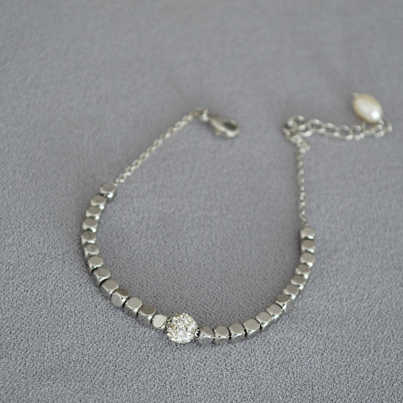 Stunning Gold Bracelet for Daily Wear