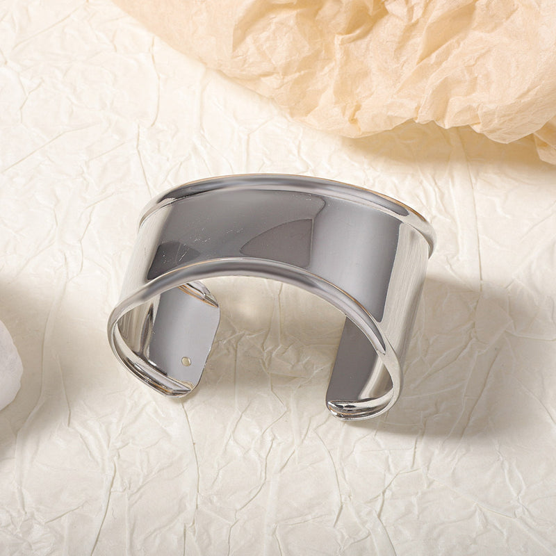 Charming Bracelet for Any Occasion
