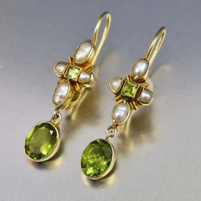 Beautiful Pearl Earring with Unique Style