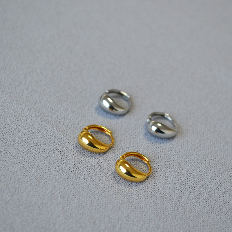 Beautiful Gold Earring with Unique Style