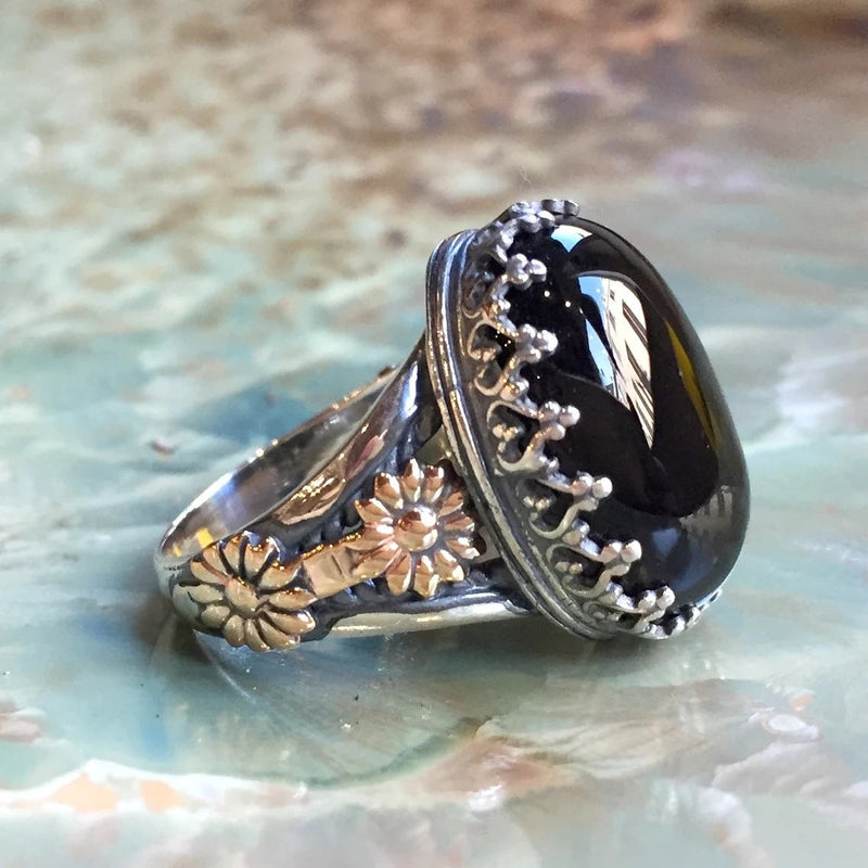 Charming Gold Ring for Any Occasion