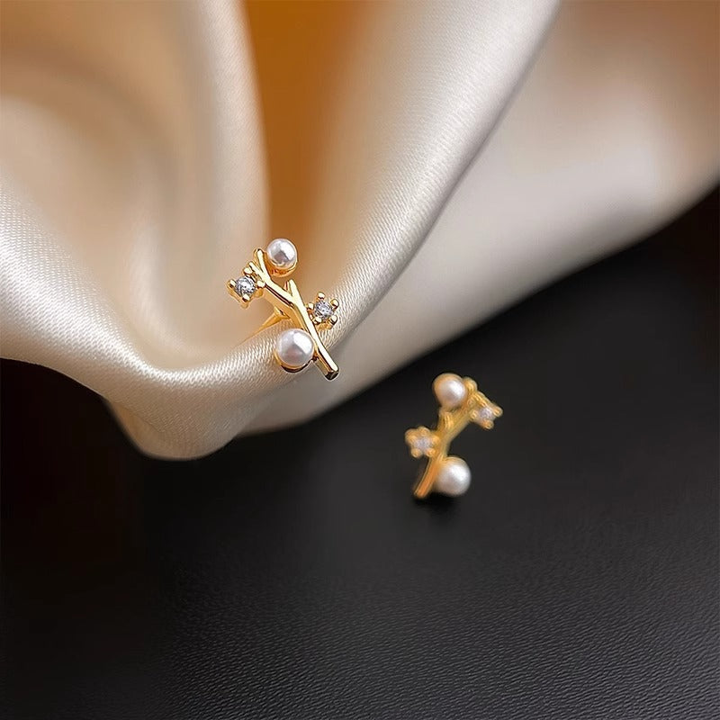 Delicate Artisan Pearl Earring