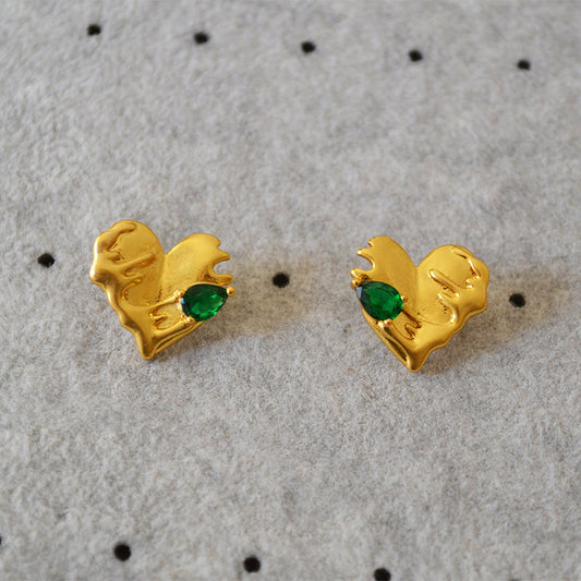 Classic Gold Earring with Timeless Appeal