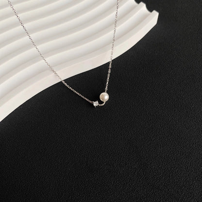 Stunning Pearl Necklace for Daily Wear
