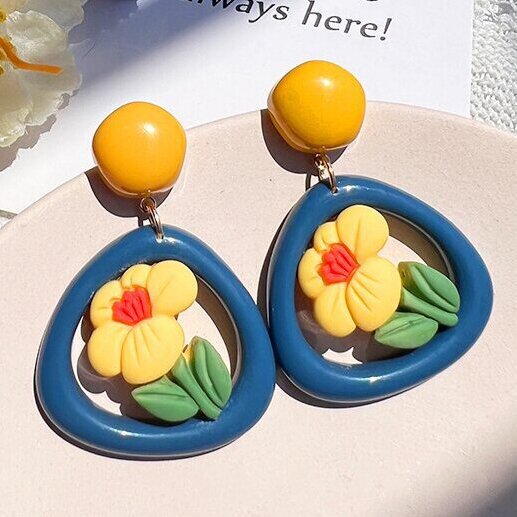 Charming Earring for Any Occasion