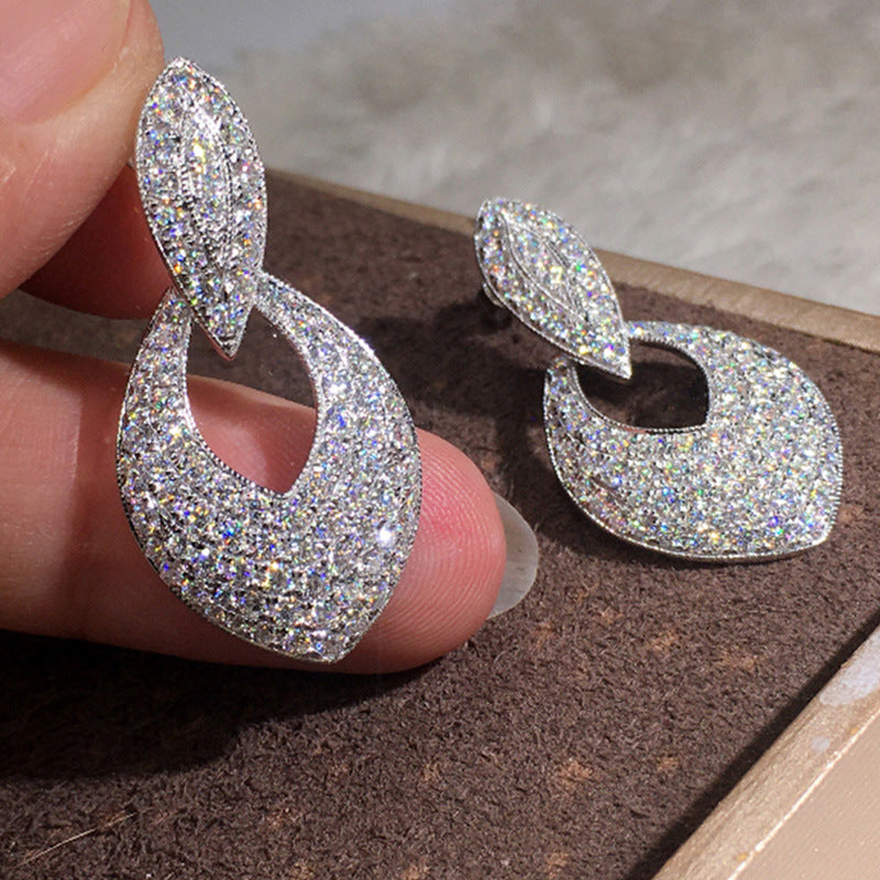 Beautiful Set with Unique Style