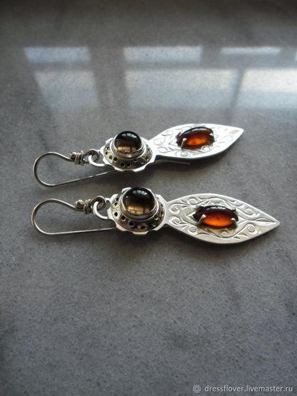 Romantic Silver Earring for Special Moments