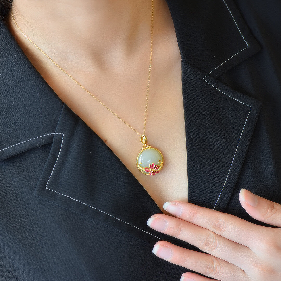 Elegant Gold Necklace for Every Occasion