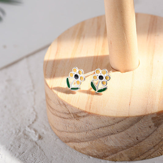 Vintage Handmade Earring