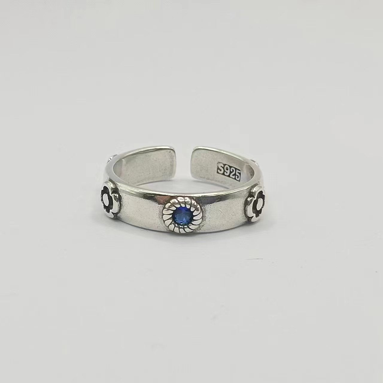 Charming Ring for Any Occasion