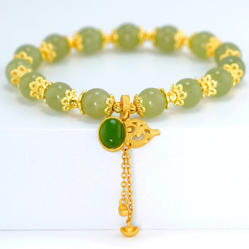 Stunning Silver Bracelet for Daily Wear