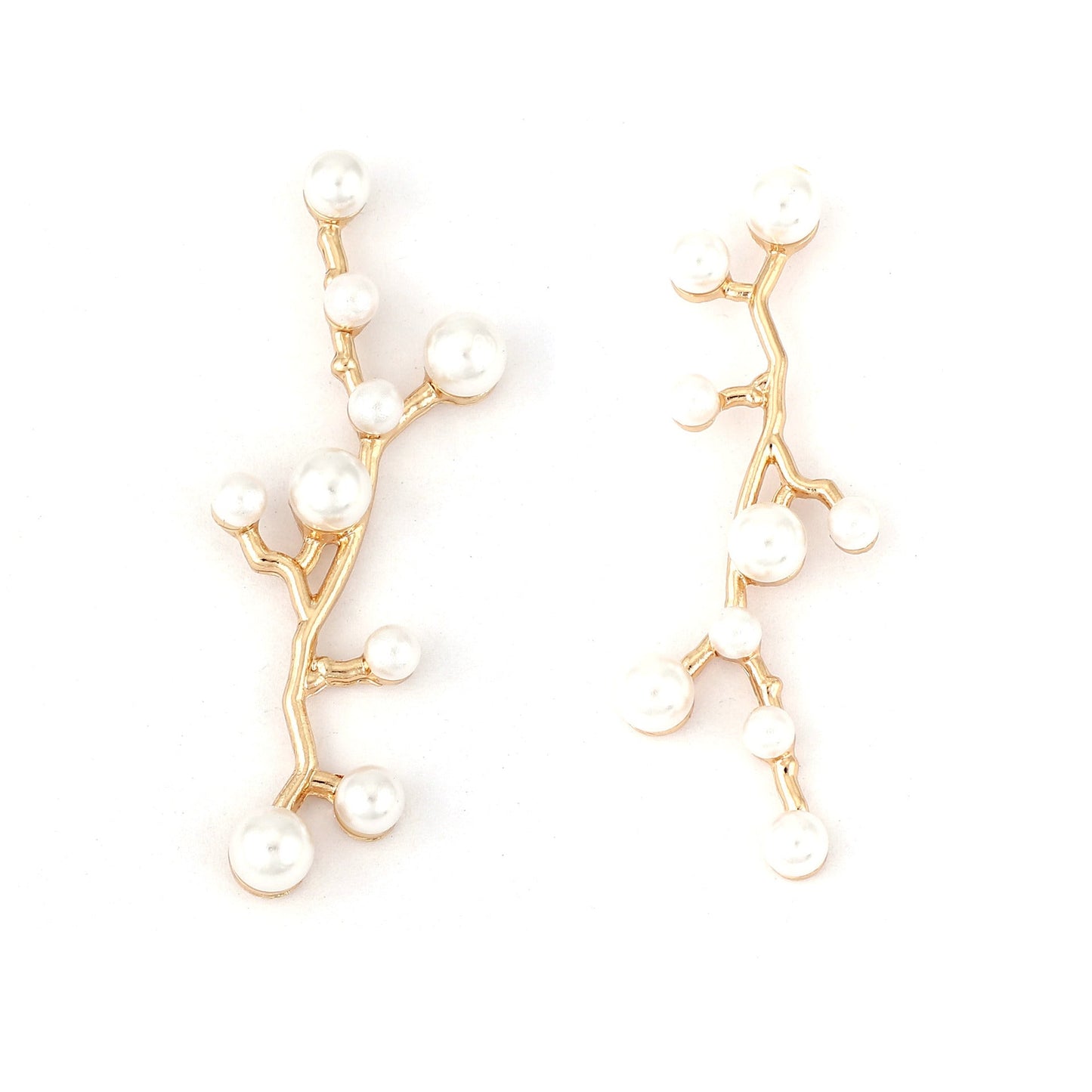 Charming Pearl Earring for Any Occasion