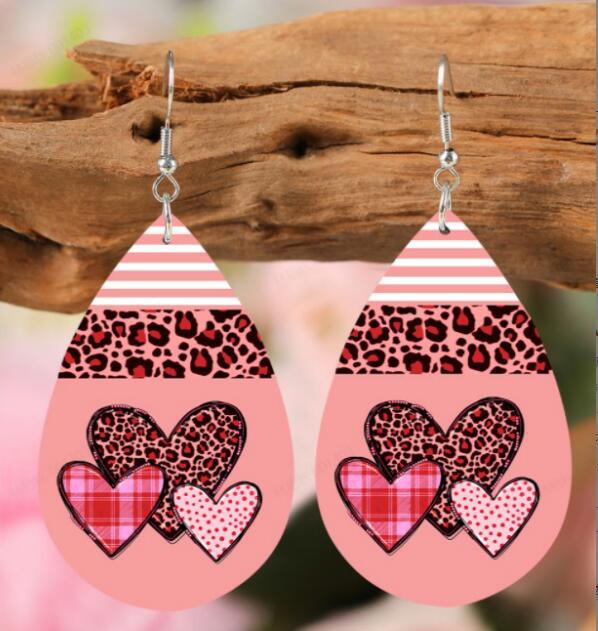 Charming Earring for Any Occasion