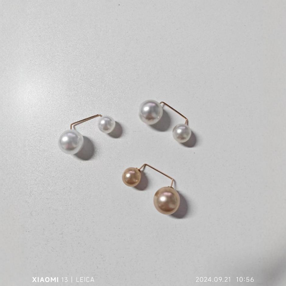 Delicate Artisan Pearl Piece