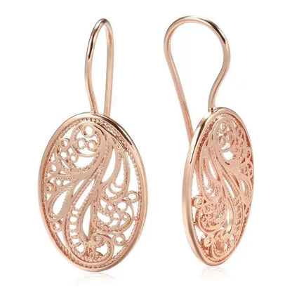 Charming Earring for Any Occasion
