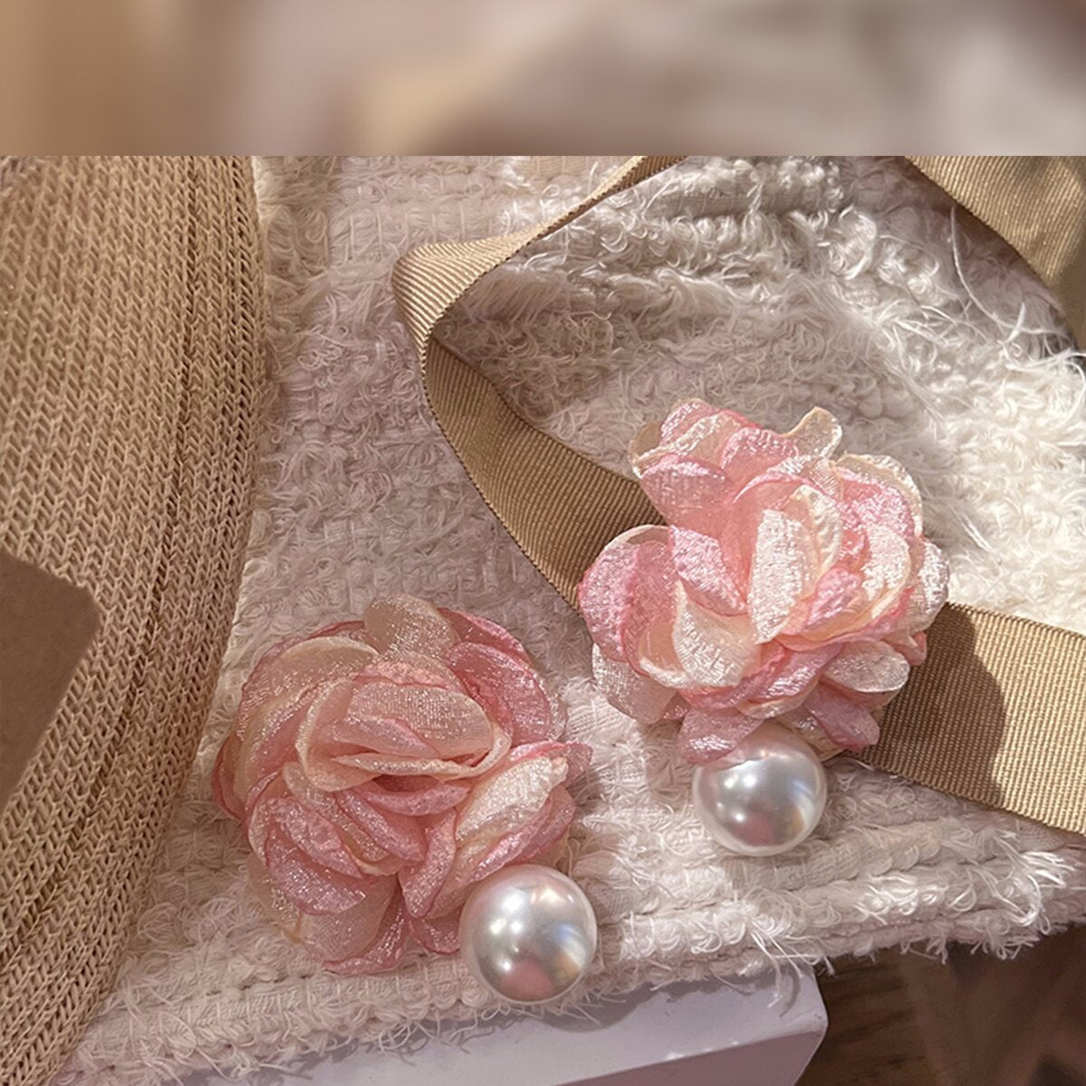 Charming Pearl Earring for Any Occasion