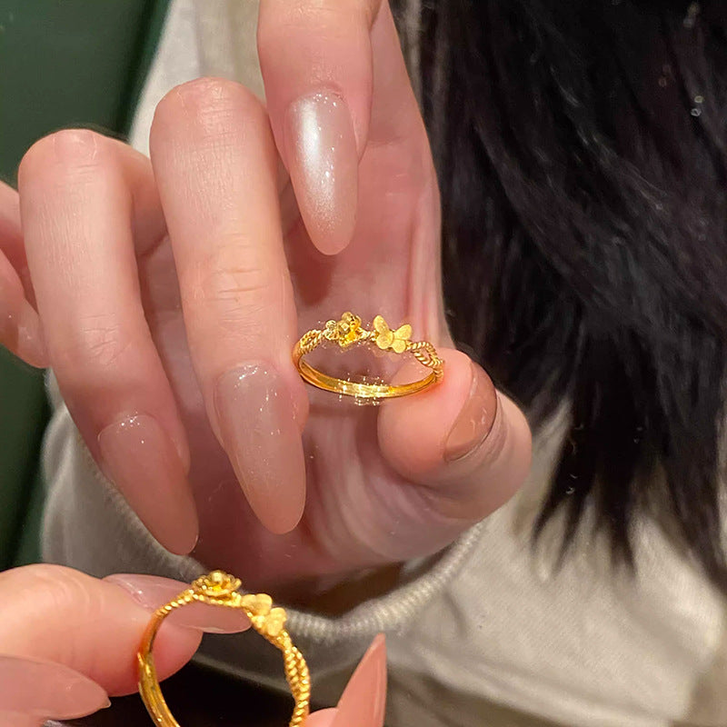 Romantic Gold Ring for Special Moments