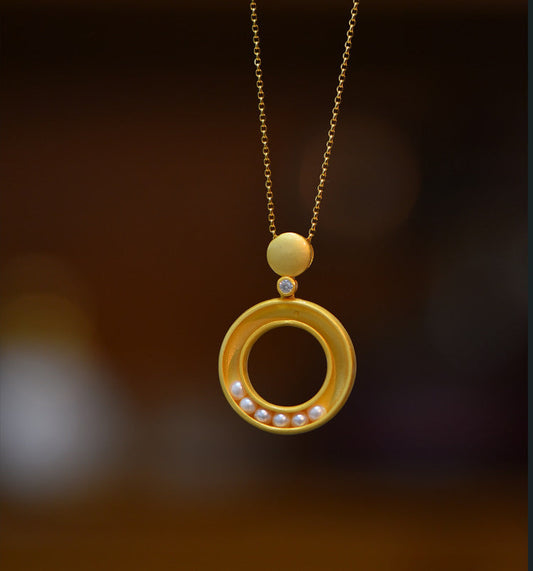 Charming Silver Necklace for Any Occasion