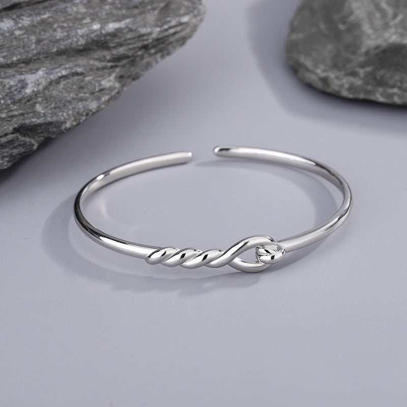 Classic Bracelet with Timeless Appeal