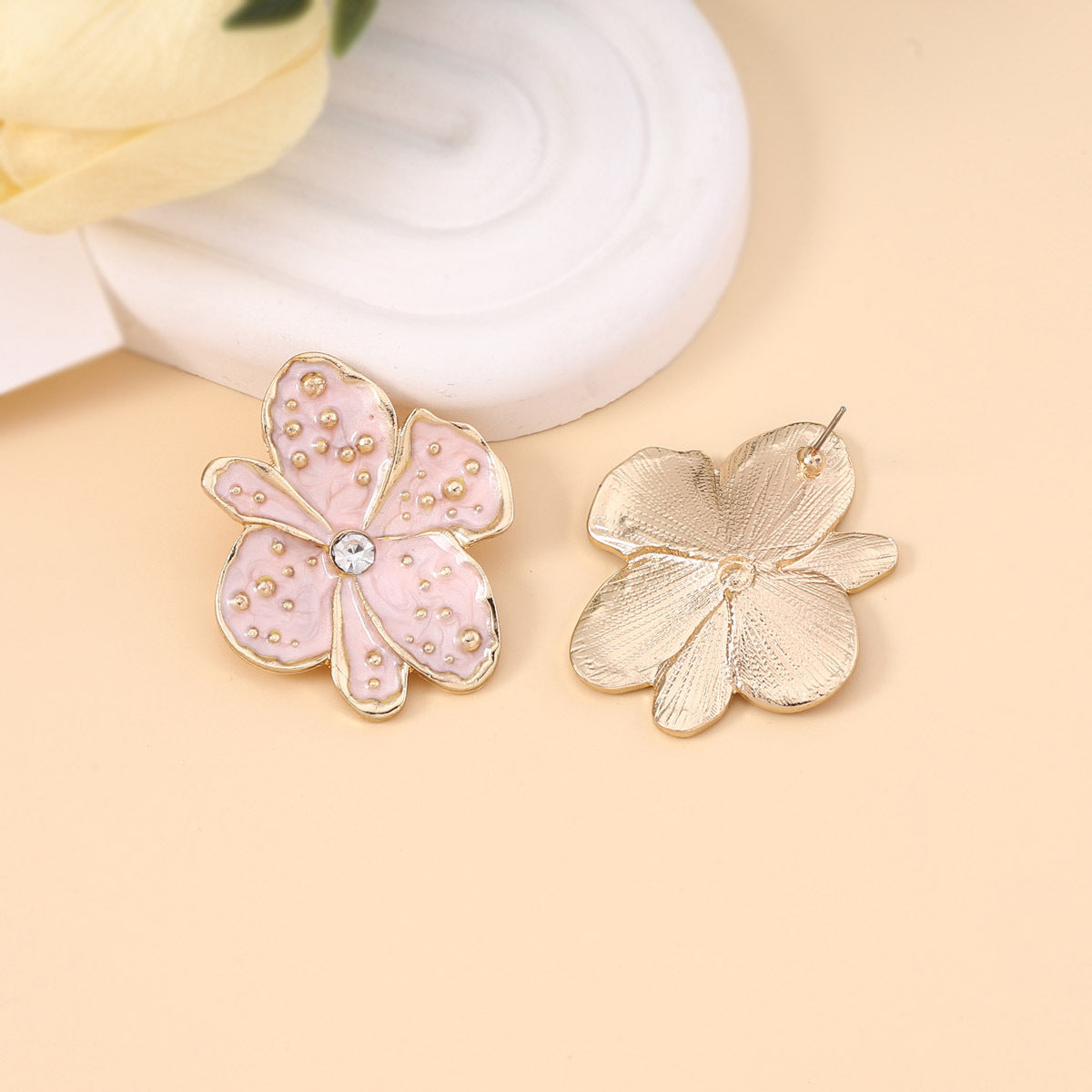 Elegant Earring for Every Occasion