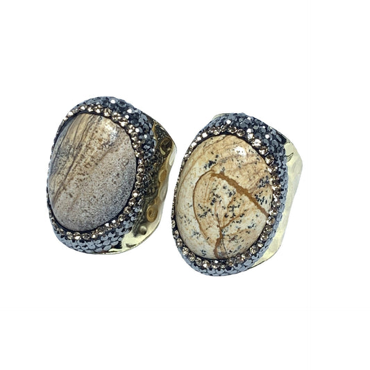 Romantic Gold Ring for Special Moments