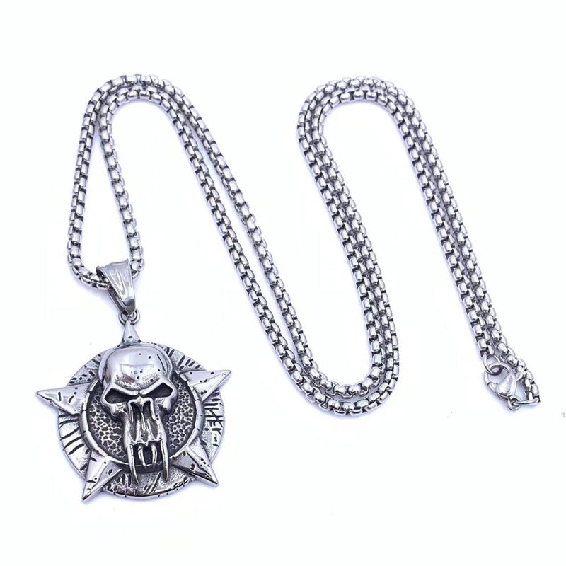 Elegant Pendant for Every Occasion