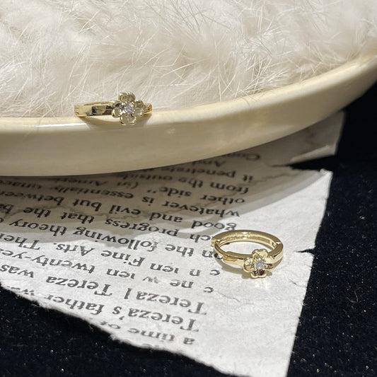 Romantic Earring for Special Moments