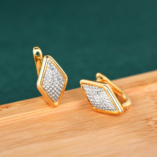 Stunning Earring for Daily Wear