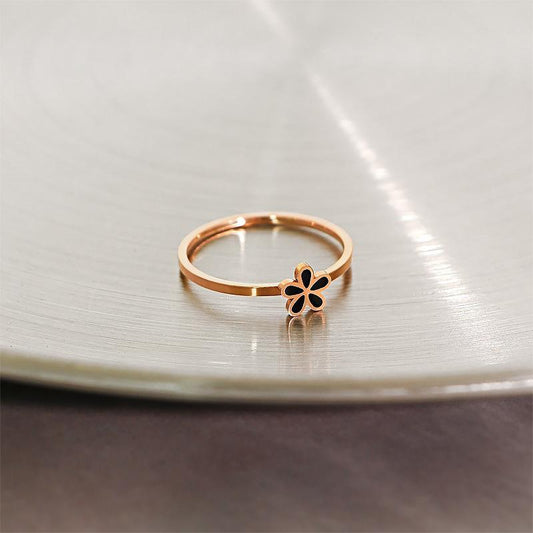 Charming Piece for Any Occasion