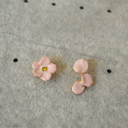 Elegant Silver Earring for Every Occasion
