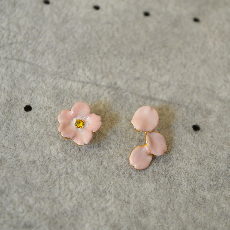 Elegant Silver Earring for Every Occasion