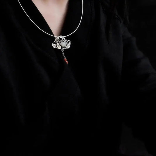 Classic Silver Pendant with Timeless Appeal