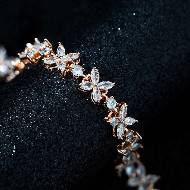 Stunning Bracelet for Daily Wear