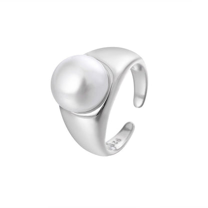 Charming Pearl Ring for Any Occasion