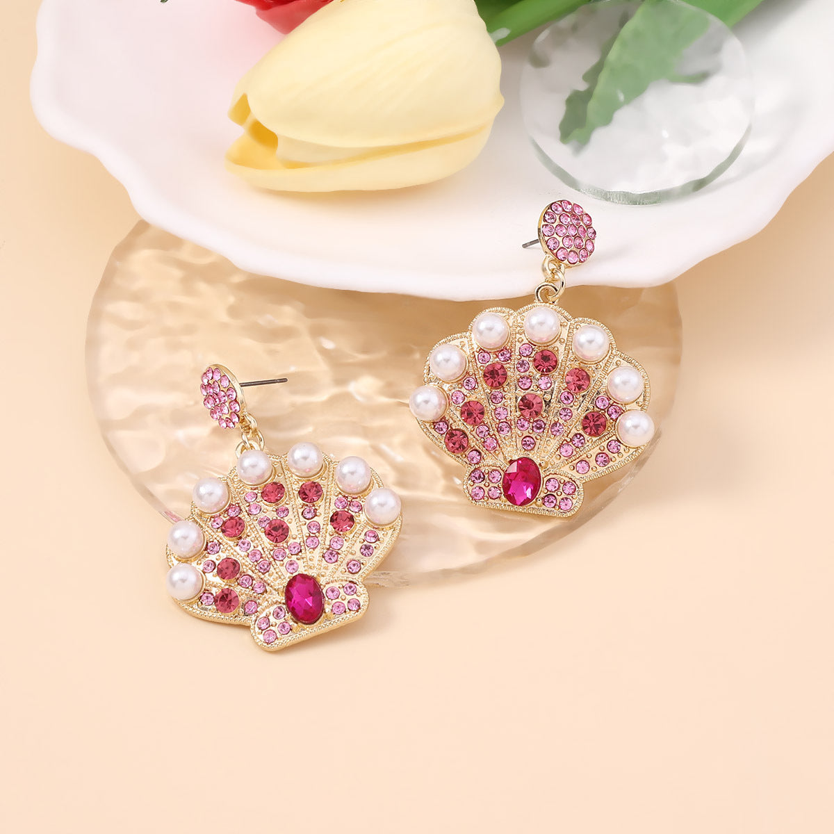 Classic Pearl Earring with Timeless Appeal