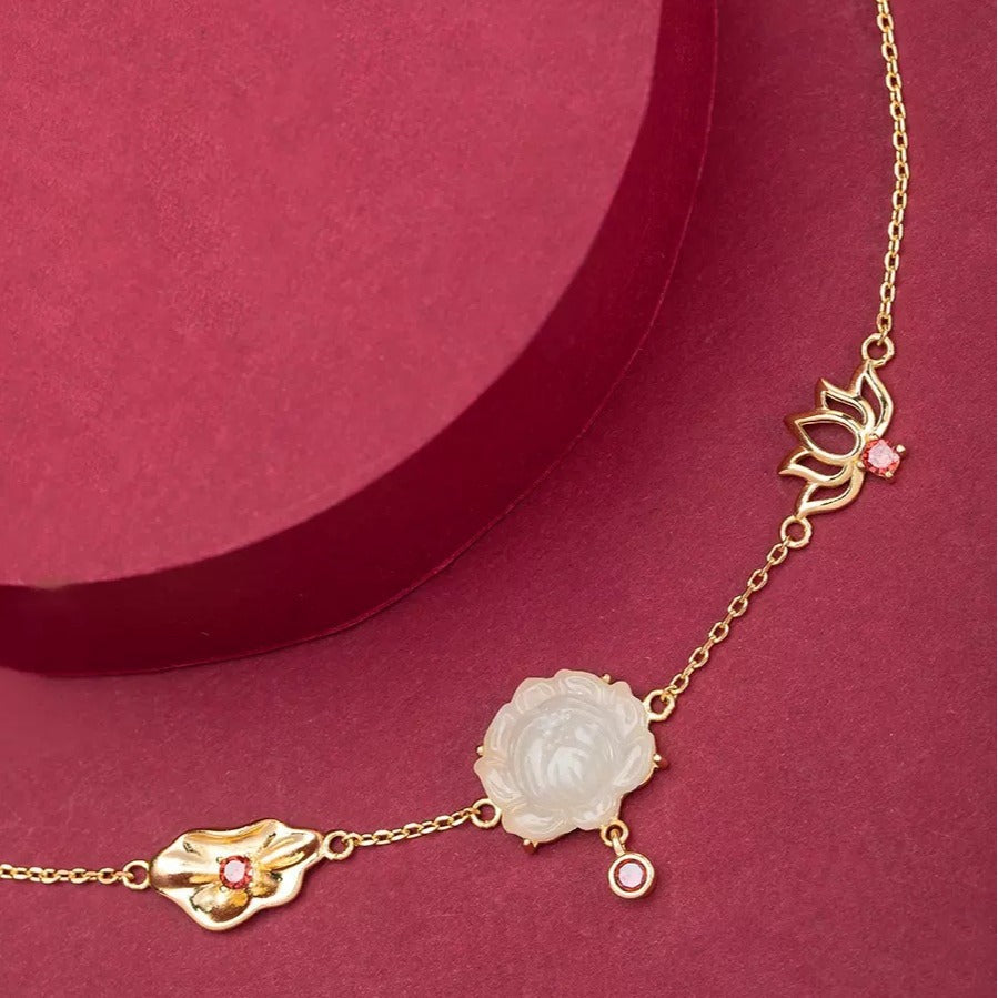 Stunning Gold Bracelet for Daily Wear