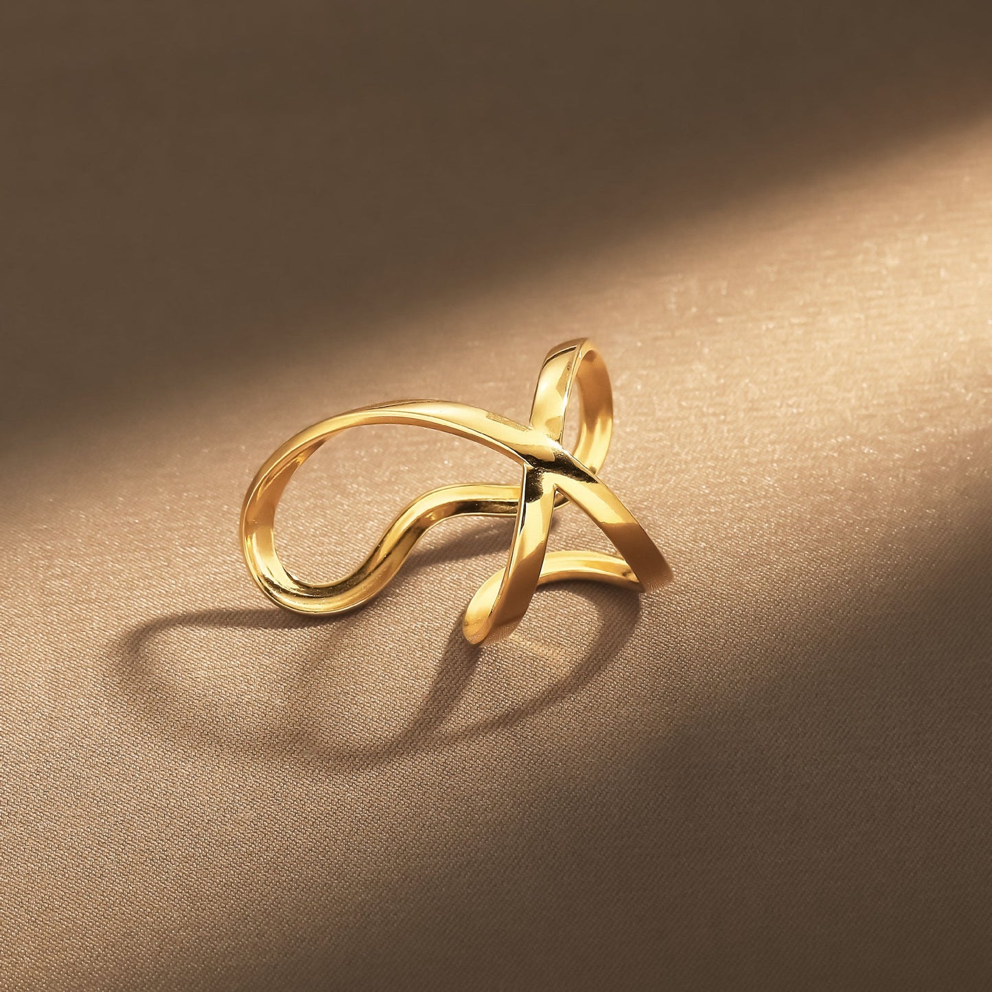 Stunning Gold Bracelet for Daily Wear