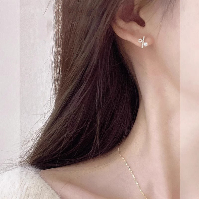 Charming Pearl Earring for Any Occasion