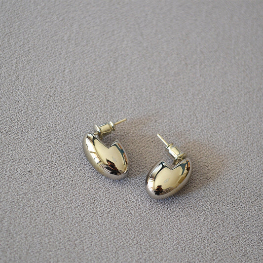 Delicate Artisan Gold Earring