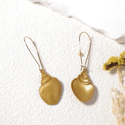 Beautiful Gold Earring with Unique Style