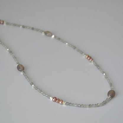 Charming Pearl Necklace for Any Occasion