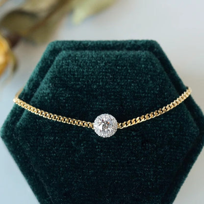 Beautiful Bracelet with Unique Style