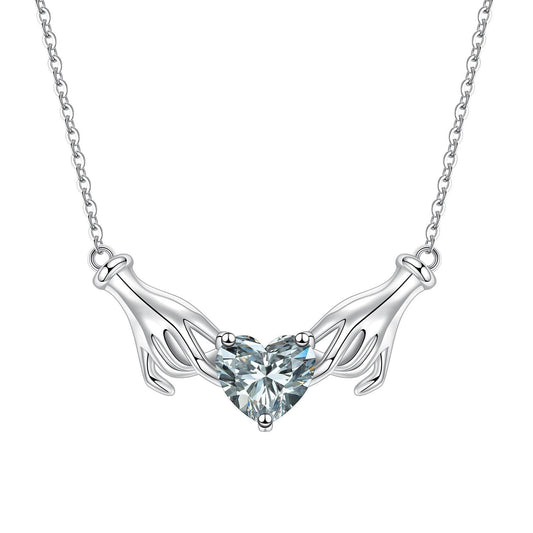 Elegant Pendant for Every Occasion