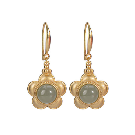 Elegant Gold Earring for Every Occasion